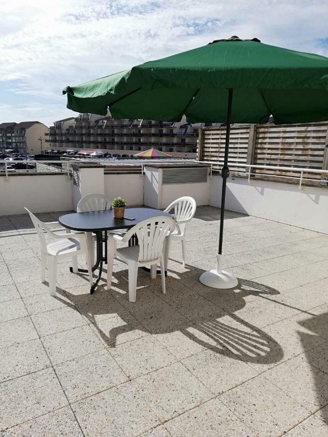 Vie De Famille Apartamento Camiers Exterior foto