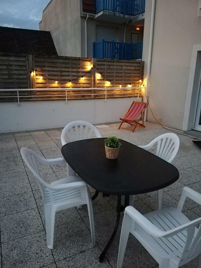 Vie De Famille Apartamento Camiers Exterior foto