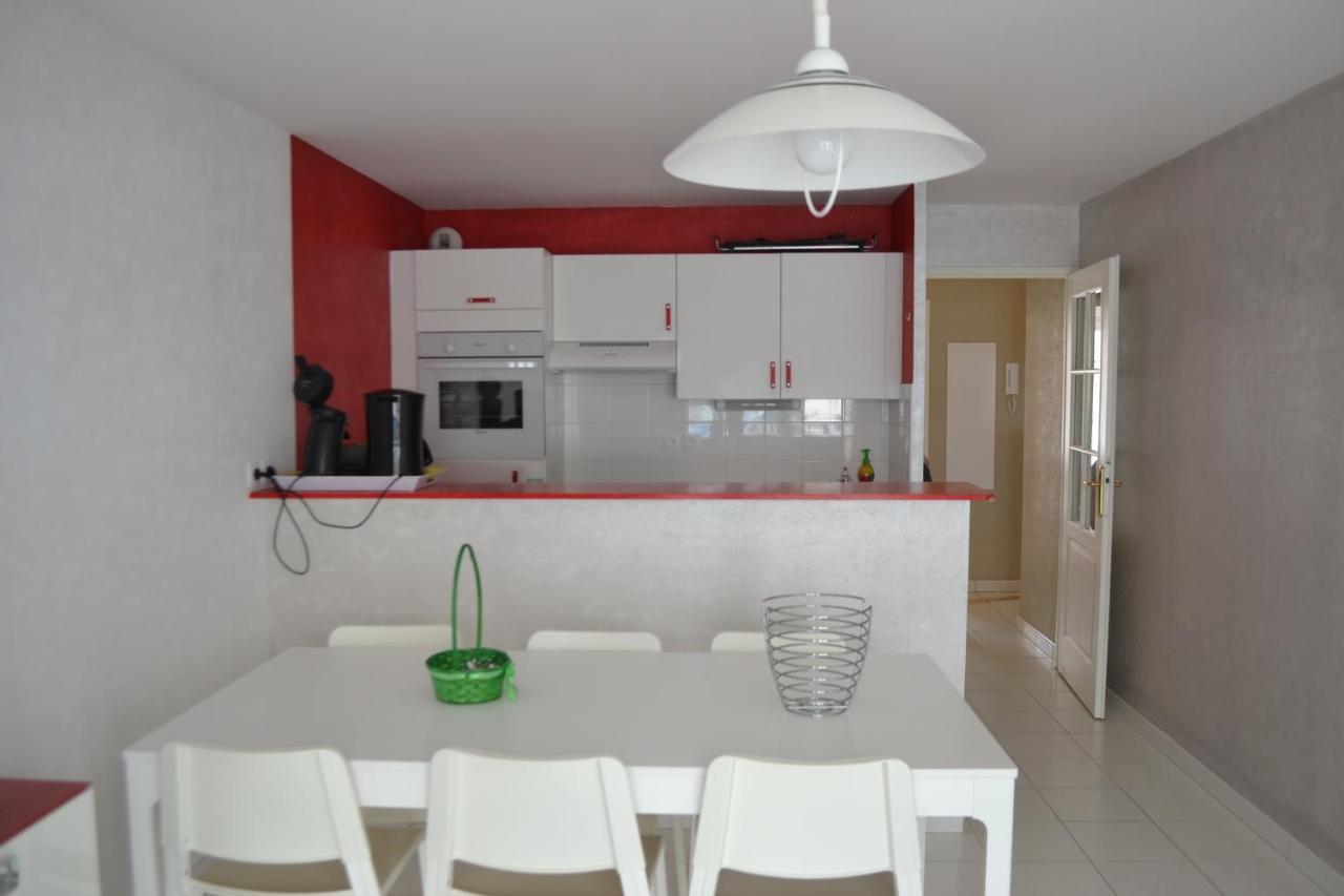Vie De Famille Apartamento Camiers Exterior foto